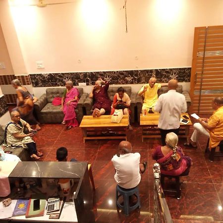 Ayodhya Kaka Guest House מראה חיצוני תמונה