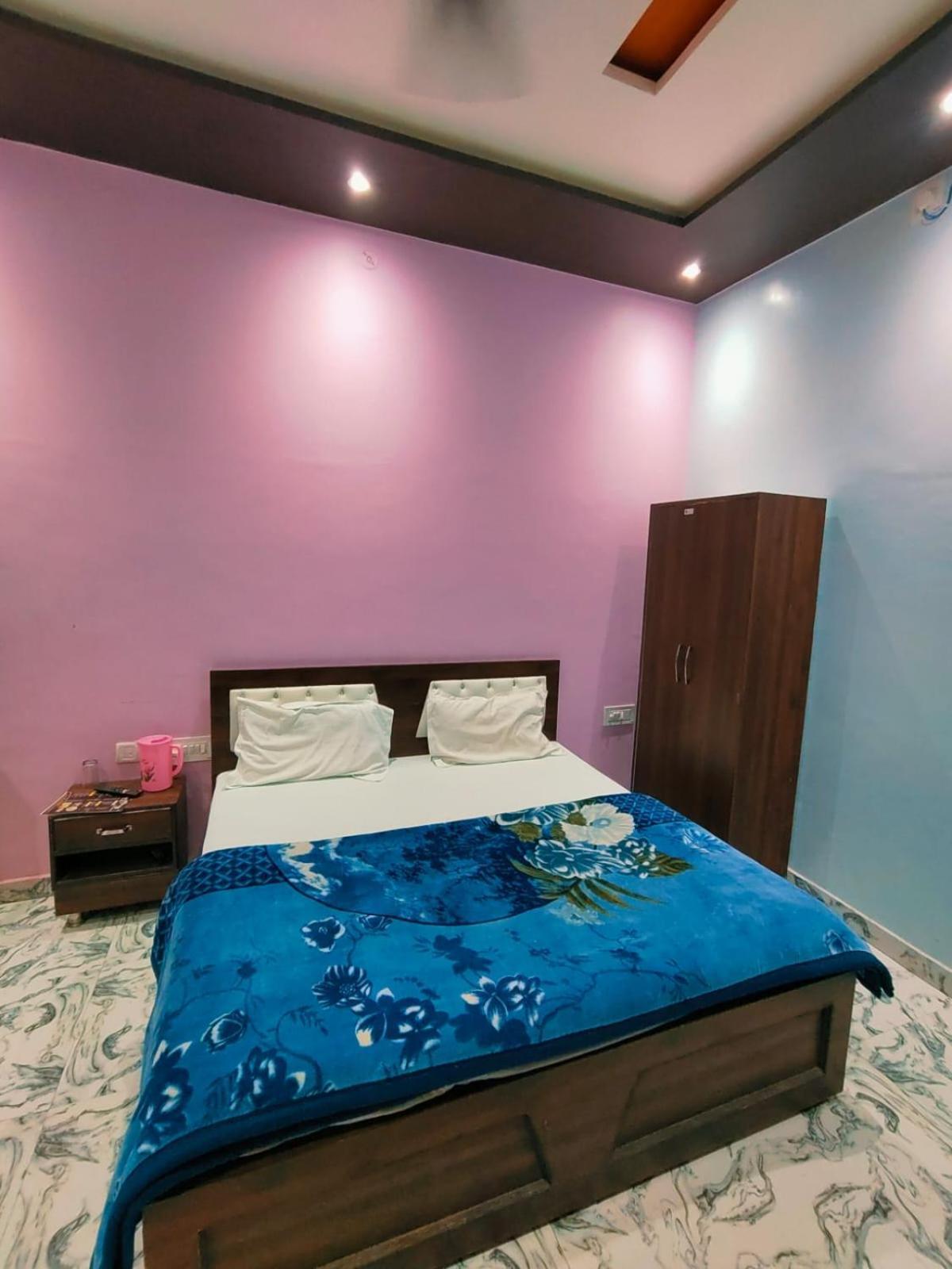 Ayodhya Kaka Guest House מראה חיצוני תמונה