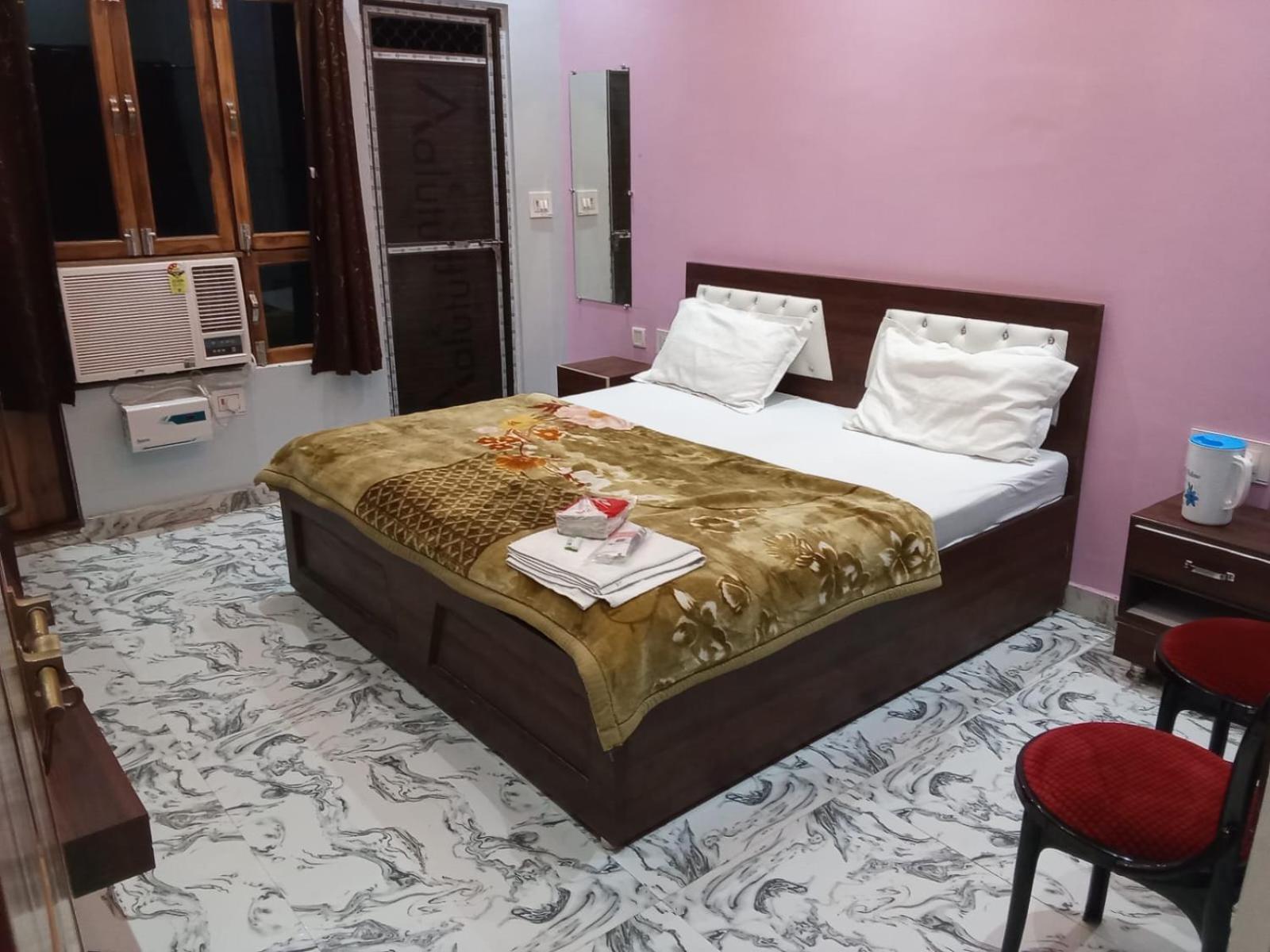 Ayodhya Kaka Guest House מראה חיצוני תמונה