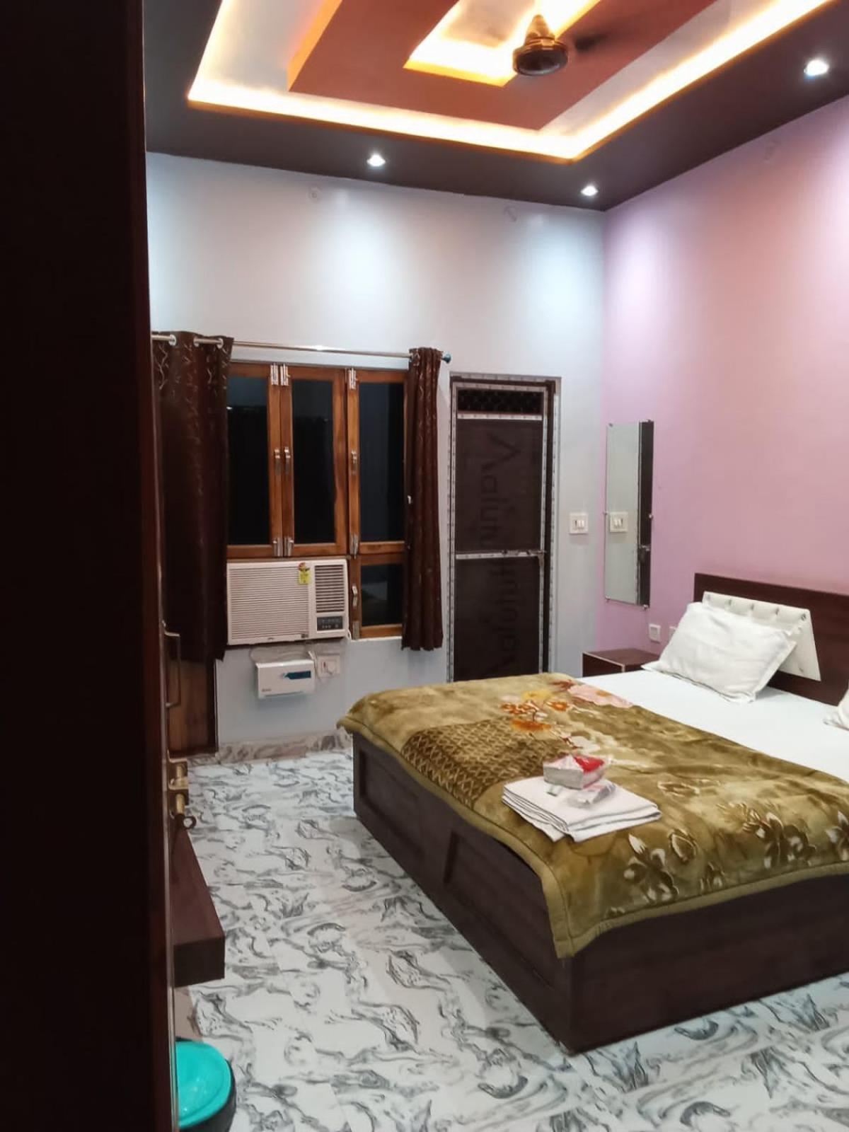 Ayodhya Kaka Guest House מראה חיצוני תמונה