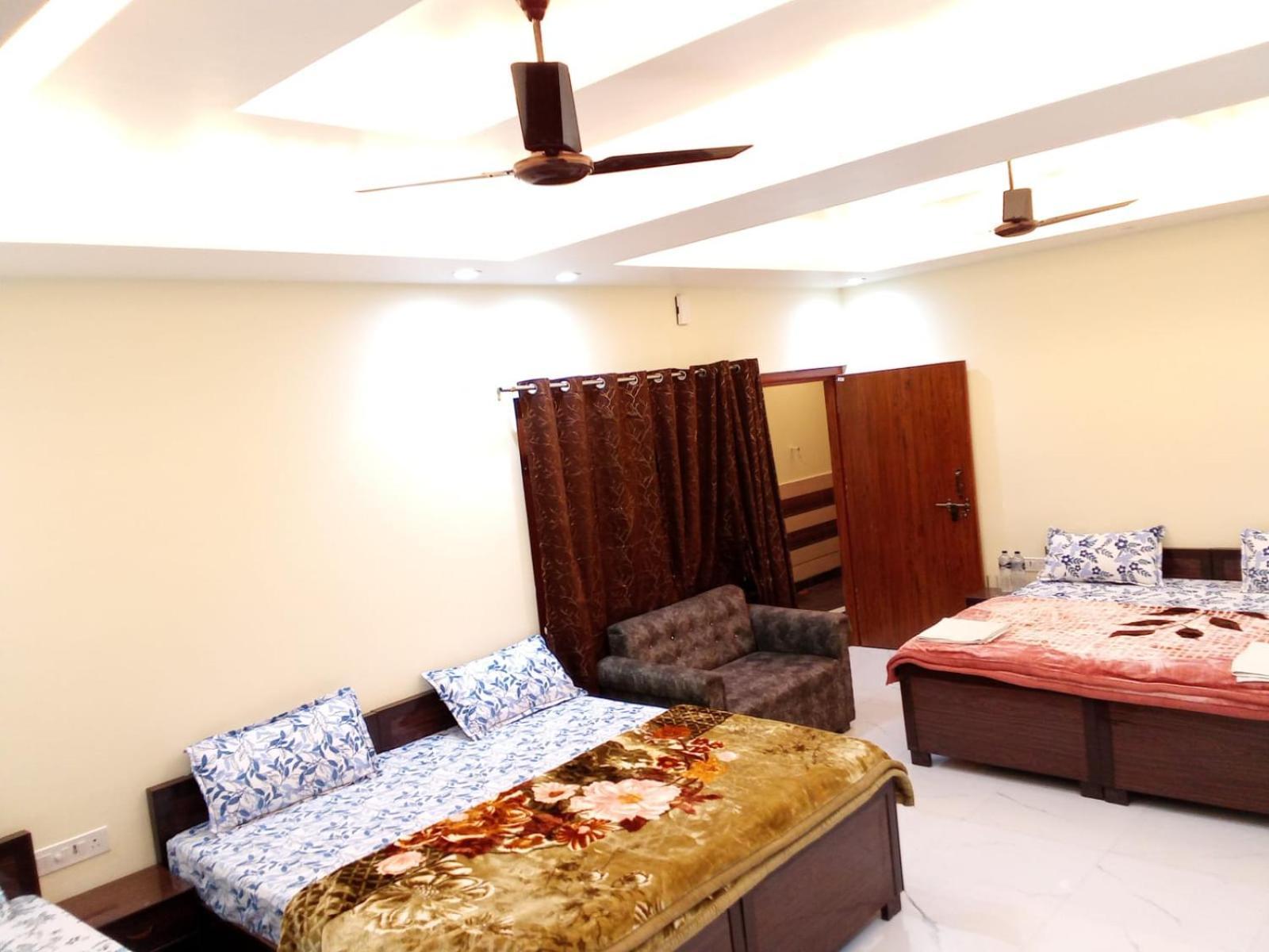 Ayodhya Kaka Guest House מראה חיצוני תמונה